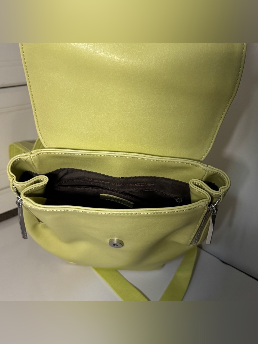 Matt & Nat Fabi Mini Backpack Martini Green Vegan - Picture 6 of 7